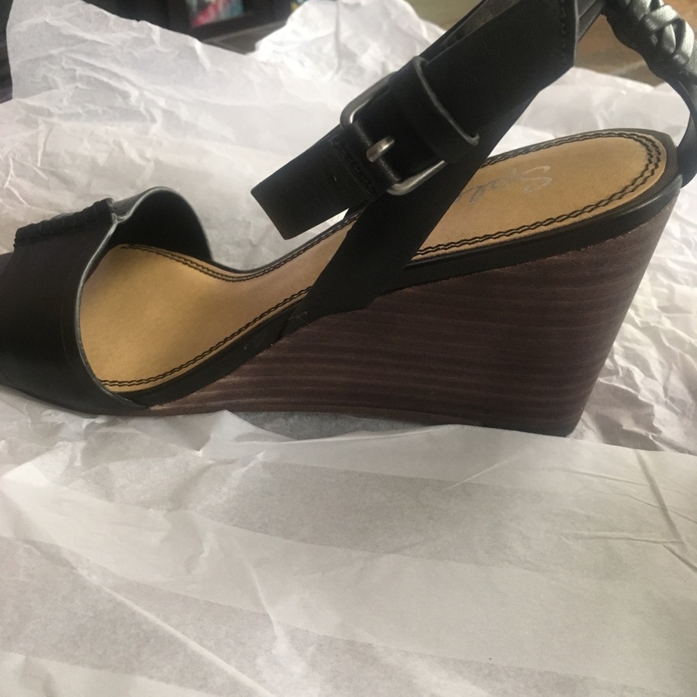 Splendid Black Leather Wedge Sandals - Picture 3 of 8